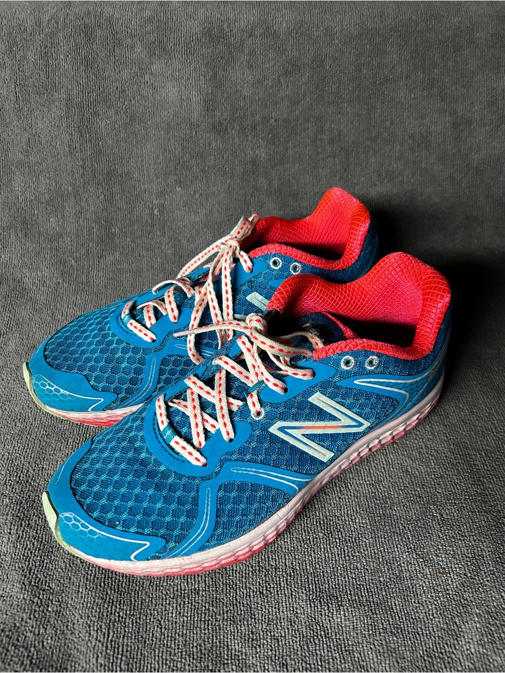 New Balance Fresh Foam 980 Women’s 9 B Running Shoes Blue Pink W980BO